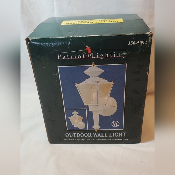 Patriot Lighting Vintage Outdoor Wall Light #356-5092 Colonial Style NOS - Picture 3 of 7